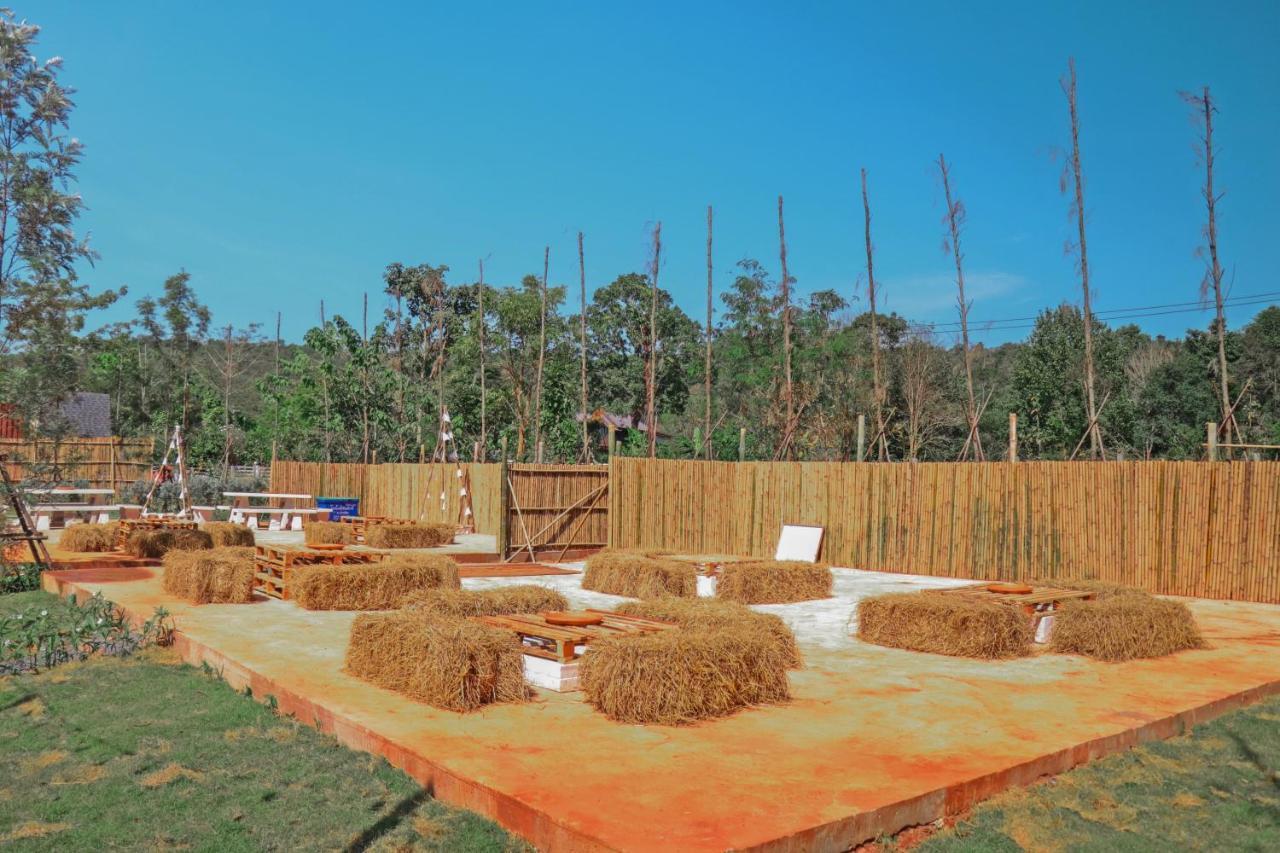 Yellowstone Camps Resort Khao Yai Pak Chong Exterior foto